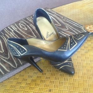 Rush Hour Express Size 8.  4" inch heels.  $28.