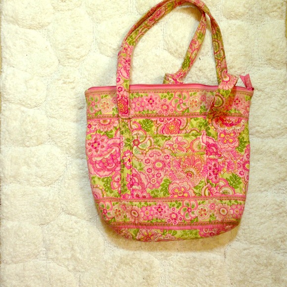 Beautiful Vera Bradley Tote Bag. good condition!🌸
