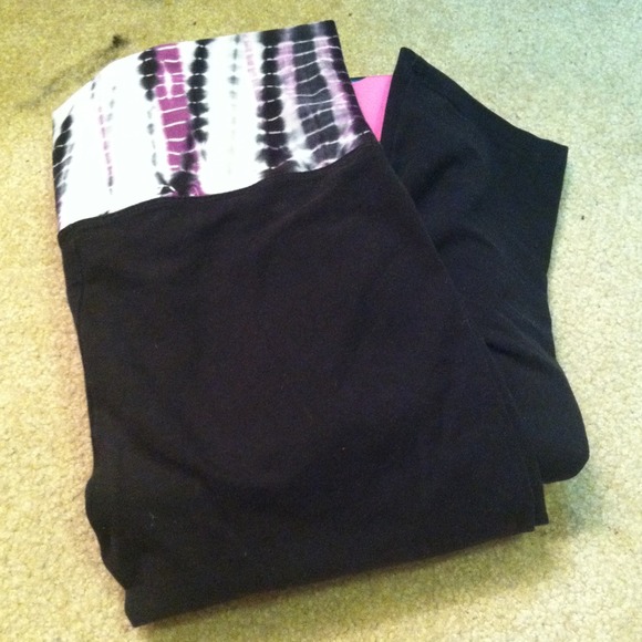 Victoria's Secret yoga pants