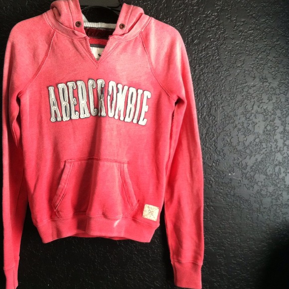 🌀Sold🌀Pink Abercrombie Hoodie