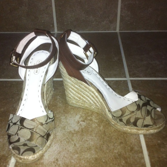 Coach wedges