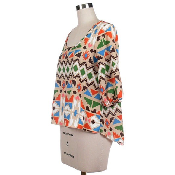 Tribal printed top - Picture 2 of 3