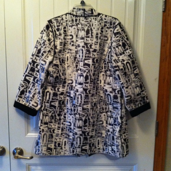 Boutique Jacket - Picture 4 of 4