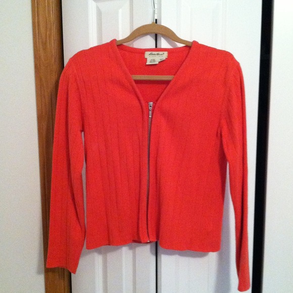 Sweater - Picture 1 of 3