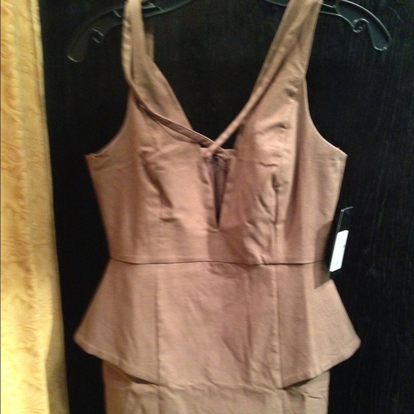 Peplum dress! - Picture 2 of 3