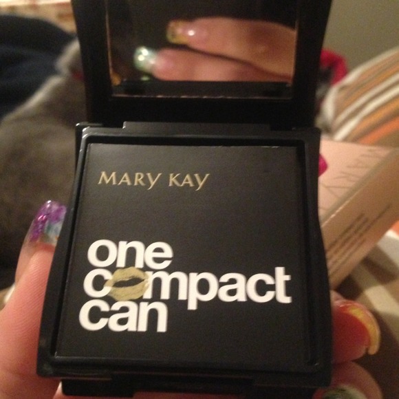 MK 50th anniversary compact - Picture 3 of 4