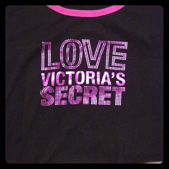 VS night shirt