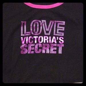 VS night shirt