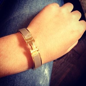 Hermes knockoff cuff