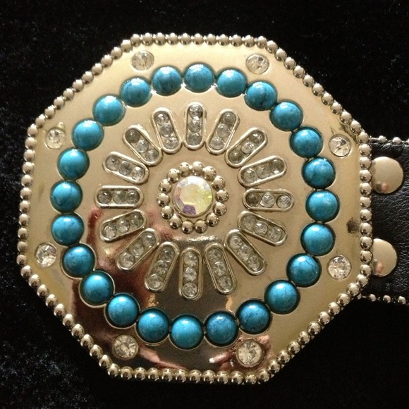 Belt purchased sold in bundle! - Picture 3 of 3