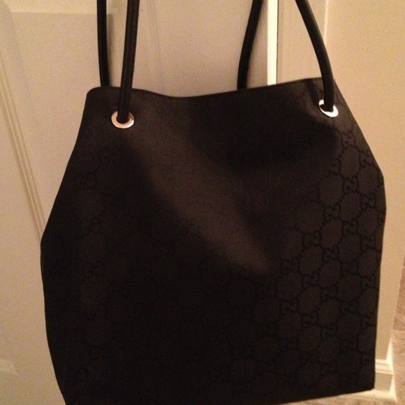 Black Gucci bag