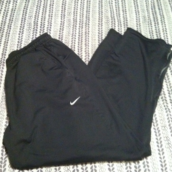 🔹REDUCED🔹 Nike athletic pants sz xl