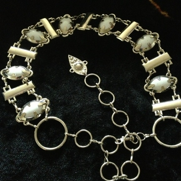 Chain belt SOLD IN BUNDLE