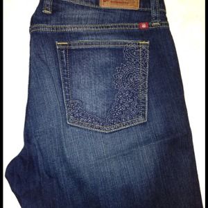 Lucky Jeans