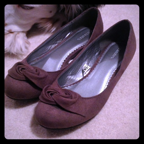 Sold to Mrsrose!
