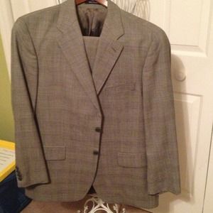 Ralph Lauren gray plaid mens suit