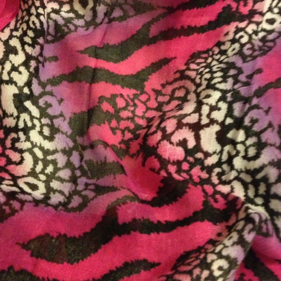 Scarf - Picture 2 of 2