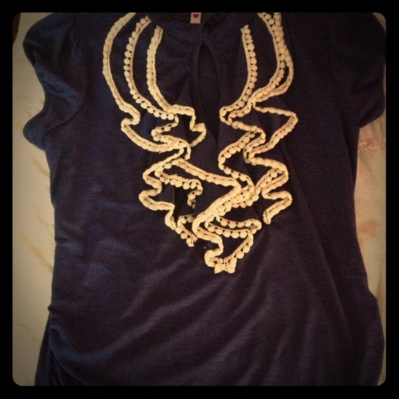 Blue vintage looking shirt
