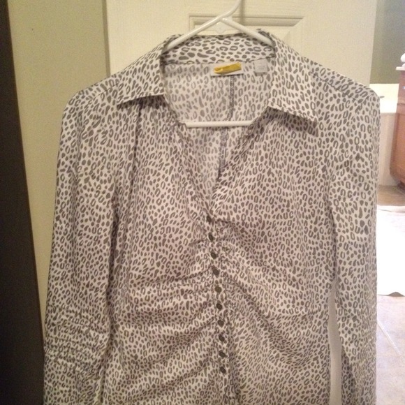 NY and co button up