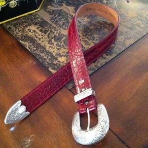 ARIAT leather belt. Beautiful red. NWOT.