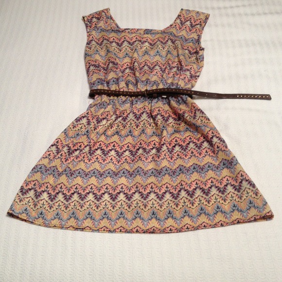Dresses & Skirts - Patterned Sundress