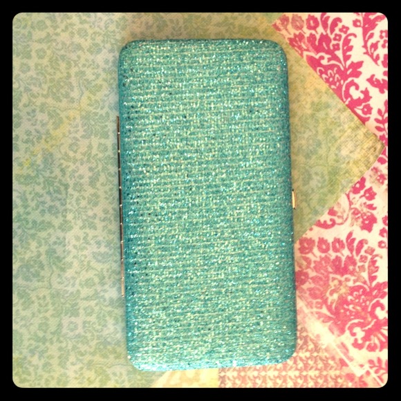 ❌ SOLD ❌ Blue Glitter Frame Wallet