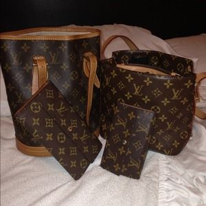 bucket & tote matching wallets RESERVED @jazminh.