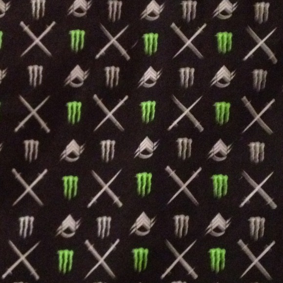 🔴Hold for makemeadeal🔴Monster promo bundle - Picture 2 of 4