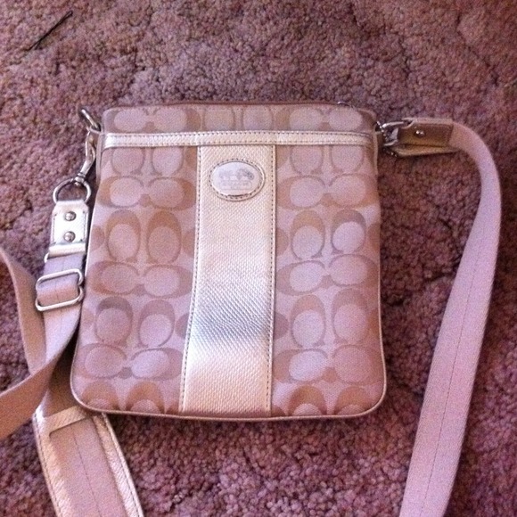 Authentic coach cross body
