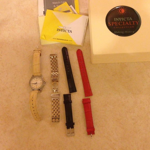 Invicta watch with 3 additional bands - Picture 2 of 2
