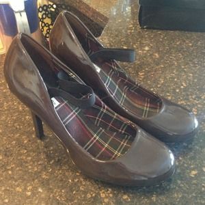 Brown Patton Leather Mary Janes size 8.5