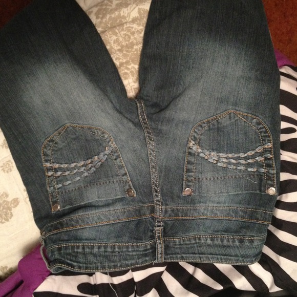 Boot cut Decree Ripped Jeans - Picture 3 of 3