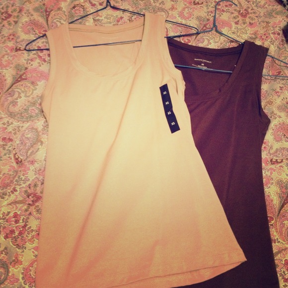 NWT Banana Republic tanks