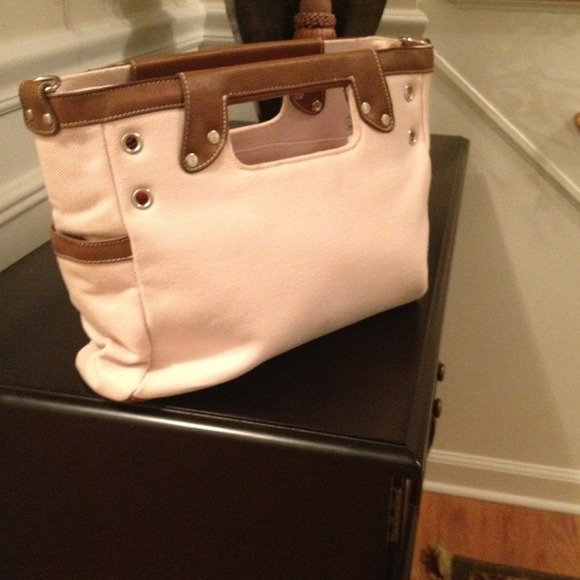 NEW!! Pale Pink Summer Clutch - Picture 1 of 4