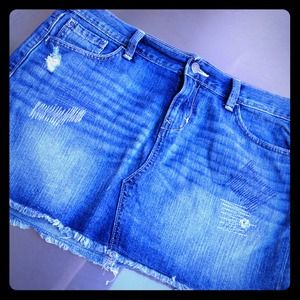 Old Navy ultra blue jean mini sz 10 like new