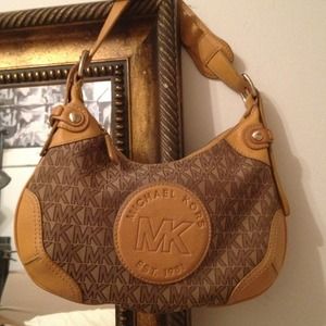 SOLD! Michael Kors Bag