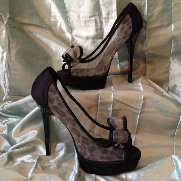 REDUCED Kardashian Kollection Miami leopard heels
