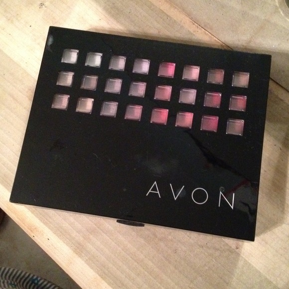 ❌SOLD❌Expert Mega Makeup Palette - Picture 3 of 3