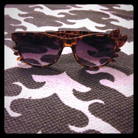 SOLD Hello Kitty Sunglasses