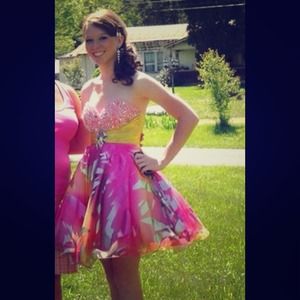Macduggal short prom dress!