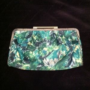 Ann Taylor Clutch