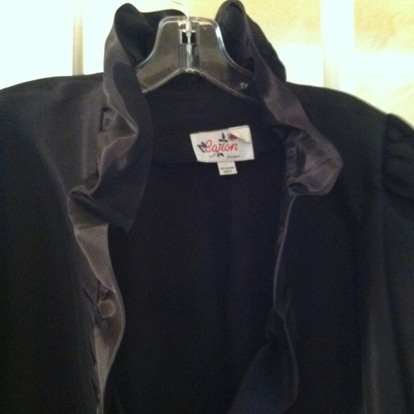 ✅SOLD✅ Stunning vintage black taffeta coat - Picture 2 of 4