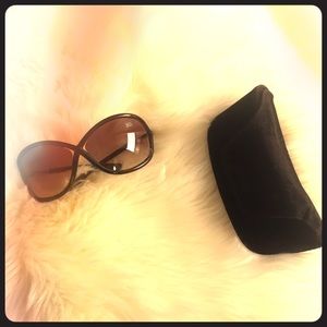 Tom Ford classic Whitney Sunglasses dark brown