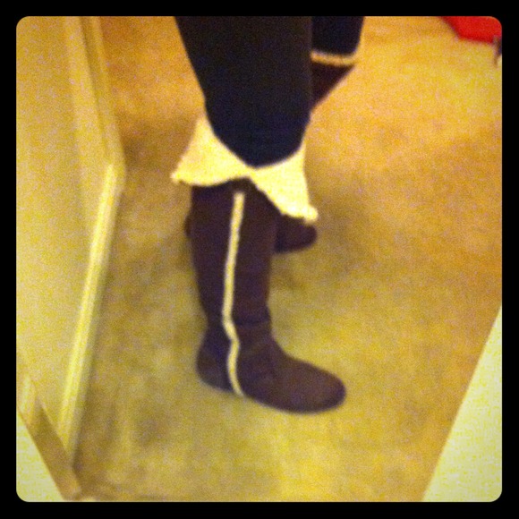 ❌Sold❌Chocolate Brown Suede Boots