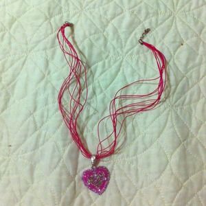 🚫SOLD🚫SOLD🚫❤Cute heart necklase+2extra pendants