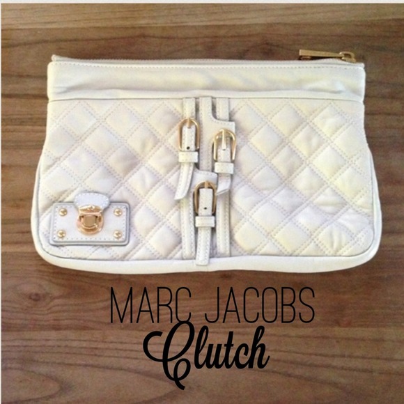 🎉Host Pick! ⬇️Price Reduced! Marc Jacobs Clutch