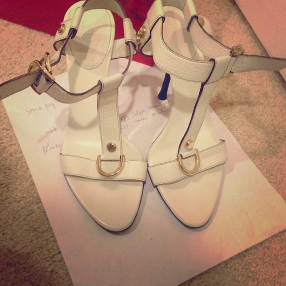 Gucci sandals - Picture 1 of 4