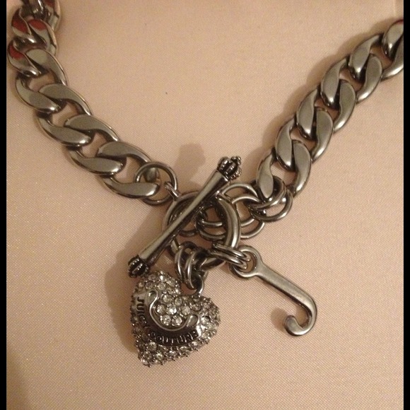 Juicy Necklace - Picture 1 of 2