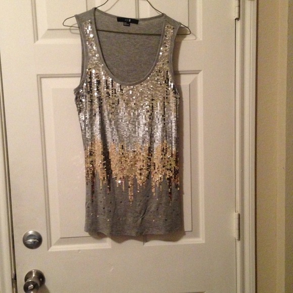 Tops - Sequined tank!