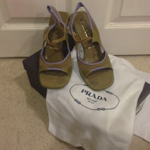 Prada shoes - Picture 1 of 3